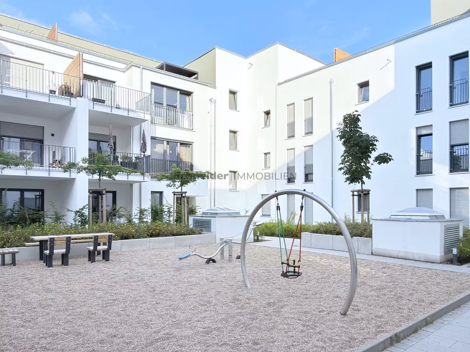 Erstbezug! Hochwertige 2-Zimmer-Wohnung mit großzügigem Balkon in Zehlendorf, Berlin