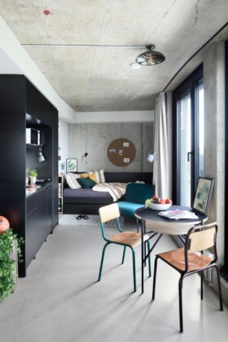 Neon Holz Studentenhaus - Penthouse Balkon in Riedberg, Frankfurt am Main